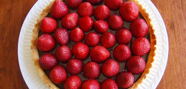 Chocolate Ganache Tart with Fresh Strawberries; or How to Make Sweet Tart Dough