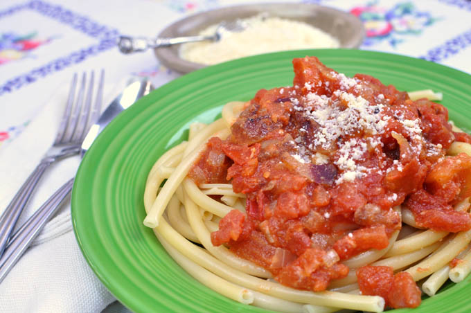 Post image for Bucatini all’ Amatriciana, Making Guanciale, and Charcutepalooza!