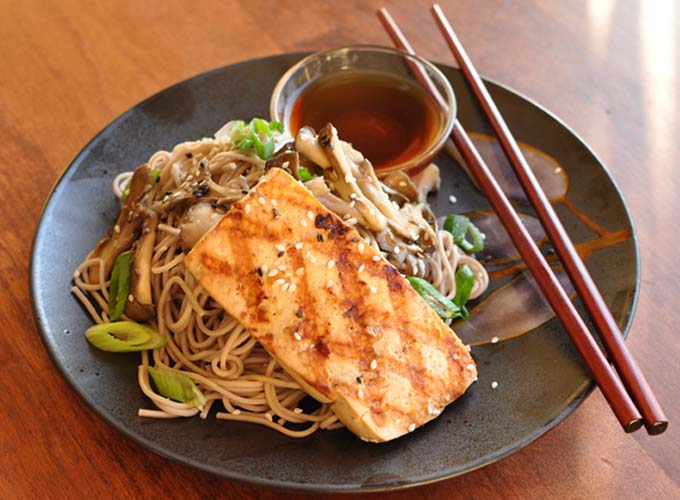 Post image for Peko Peko: A Charity Cookbook For Japan